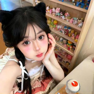 柜魔海报